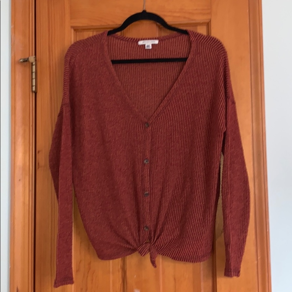 American Eagle sweater